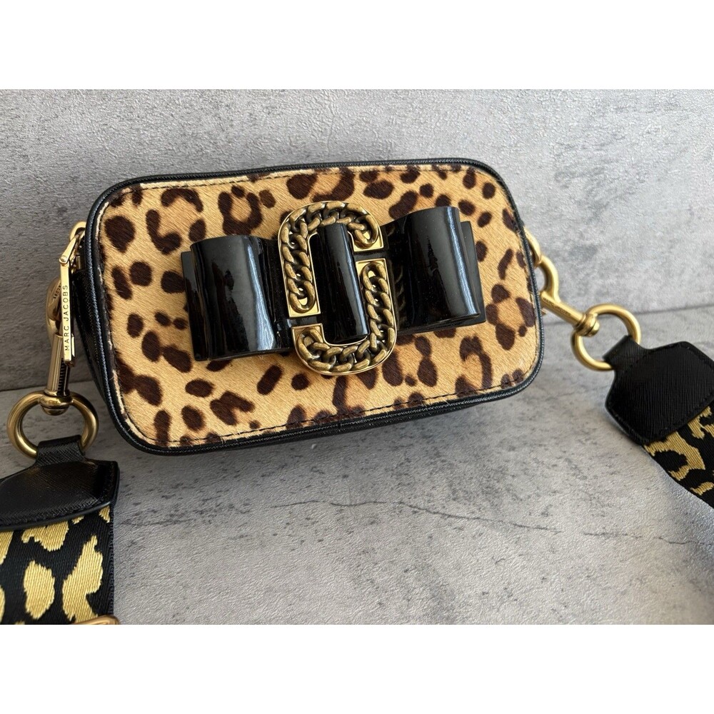 Marc Jacobs Snapshot Bow Leopard Horse Hair Crossbody Camera Bag Wide Strap